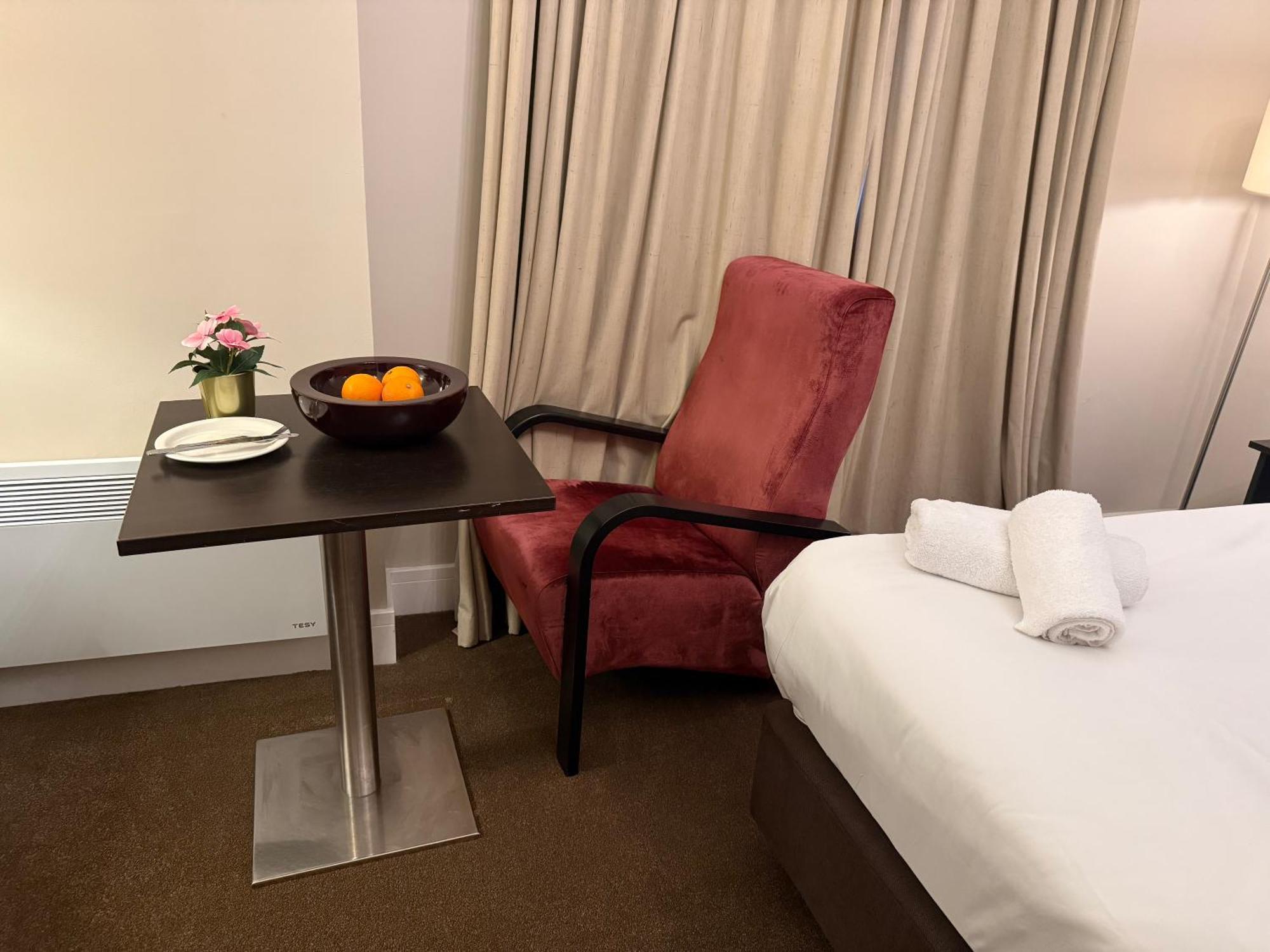 Green Ariana Hotel - Near Wembley And Central London Eksteriør billede