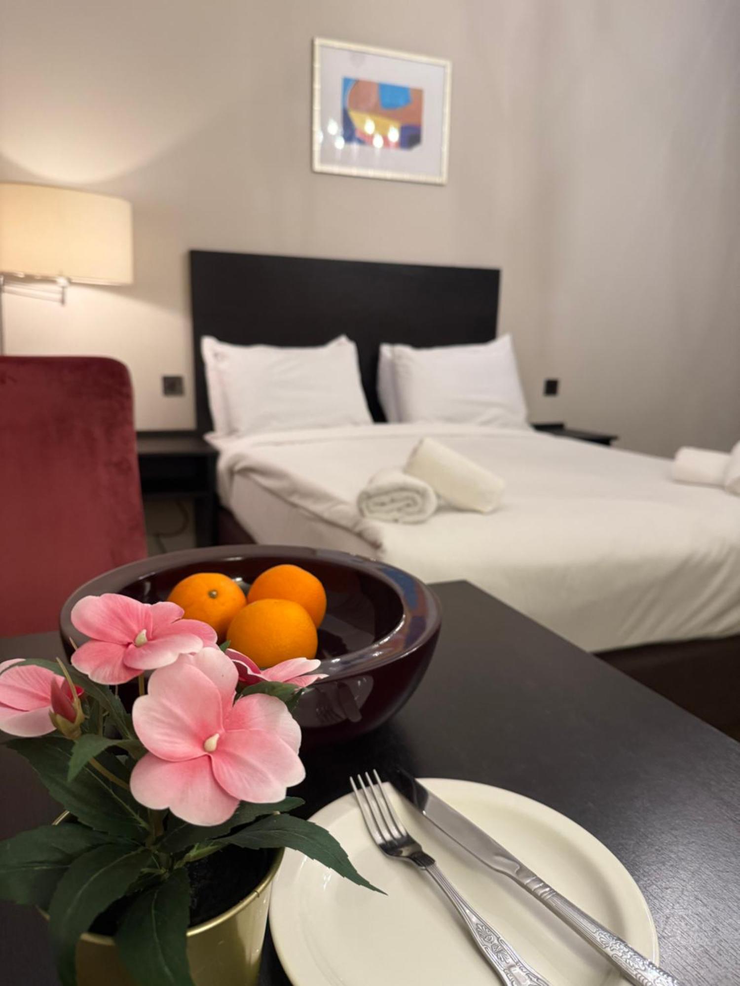Green Ariana Hotel - Near Wembley And Central London Eksteriør billede